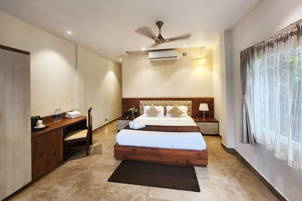 oxytelresorts,murti