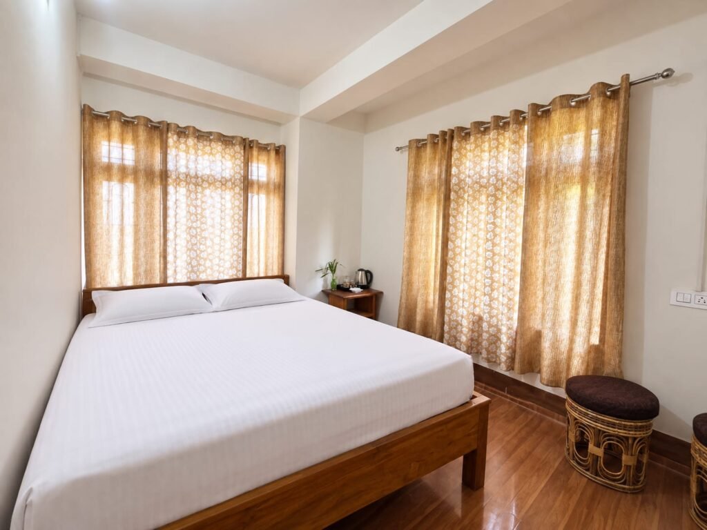 Naina Homestay,Charkhole