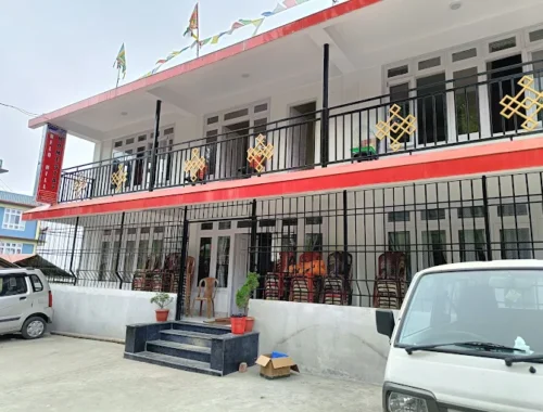 Delo Hill Homestay,Delo