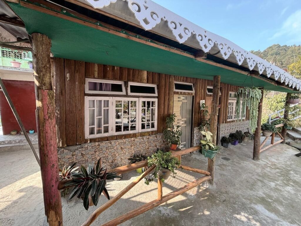 Anugraha Homestay,Takdha