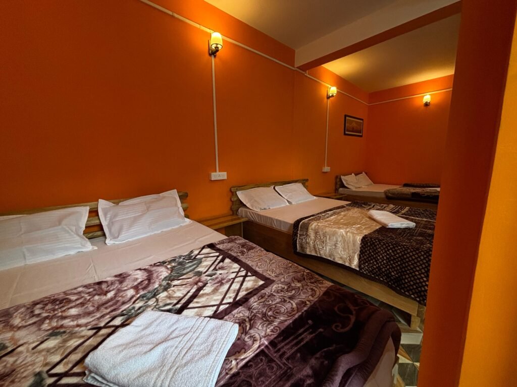 yomlo Homestay,tabakoshi