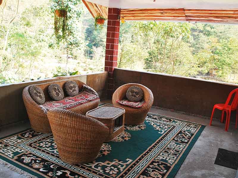 yomlo Homestay,tabakoshi