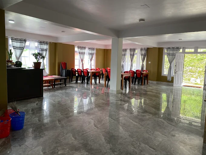 Delo Hill Homestay,Delo