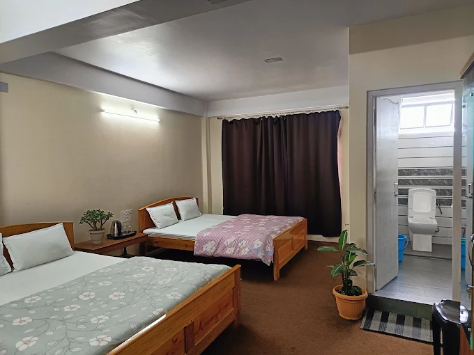 Delo Hill Homestay,Delo