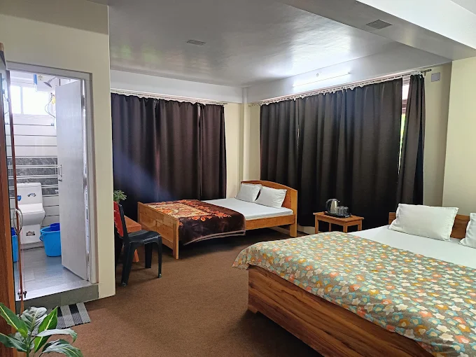Delo Hill Homestay,Delo